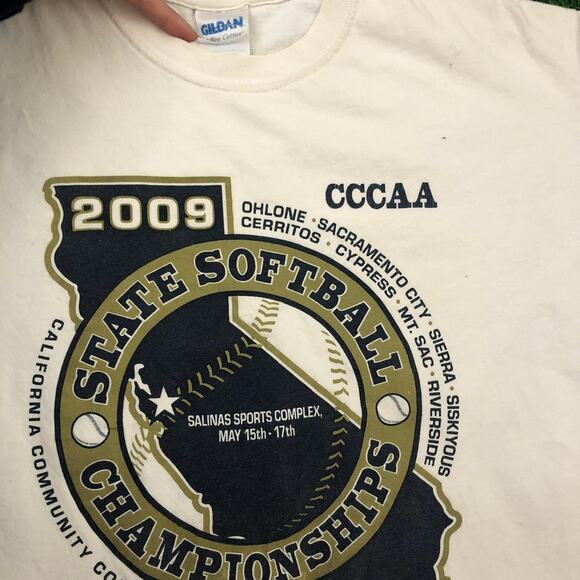 Vintage 2009 CCCAA State Softball Champions Graphic Tee - Picture 3 of 5